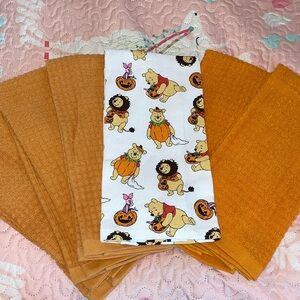 Disney Winnie the Pooh Halloween Kitchen Towels - Orange and White